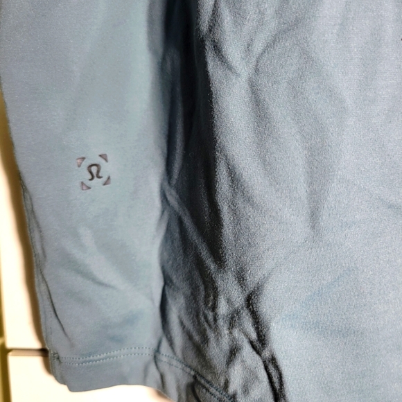Lululemon metal vent tech polo golf jersey shirt collared blue large XL - Picture 3 of 4
